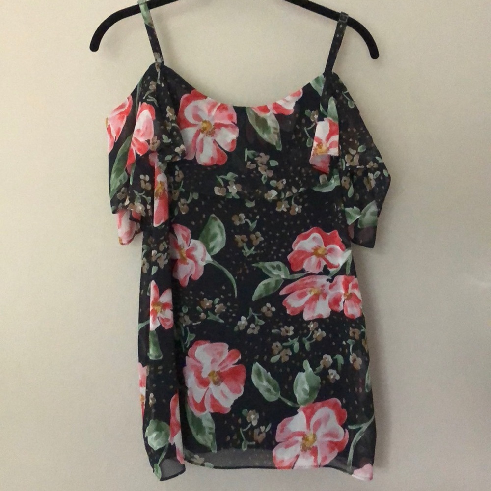 Cold shoulder Cami
